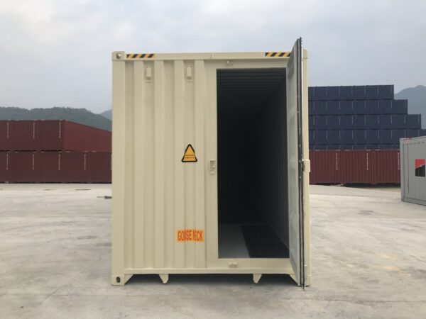 40 ft High Cube 3 Door Container - Image 3